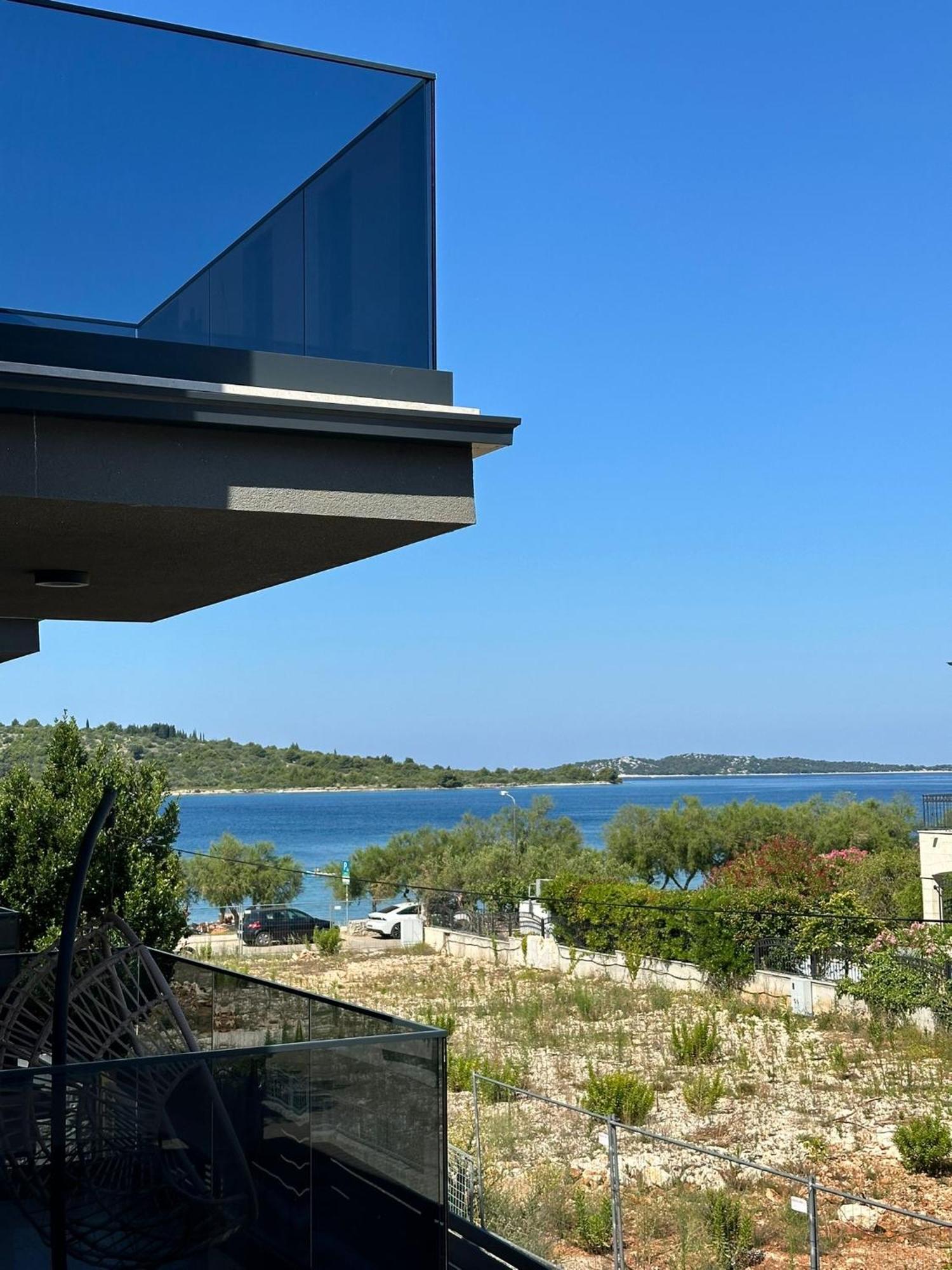 Apartments Beachwalk Heaven Milica Srima Exterior photo
