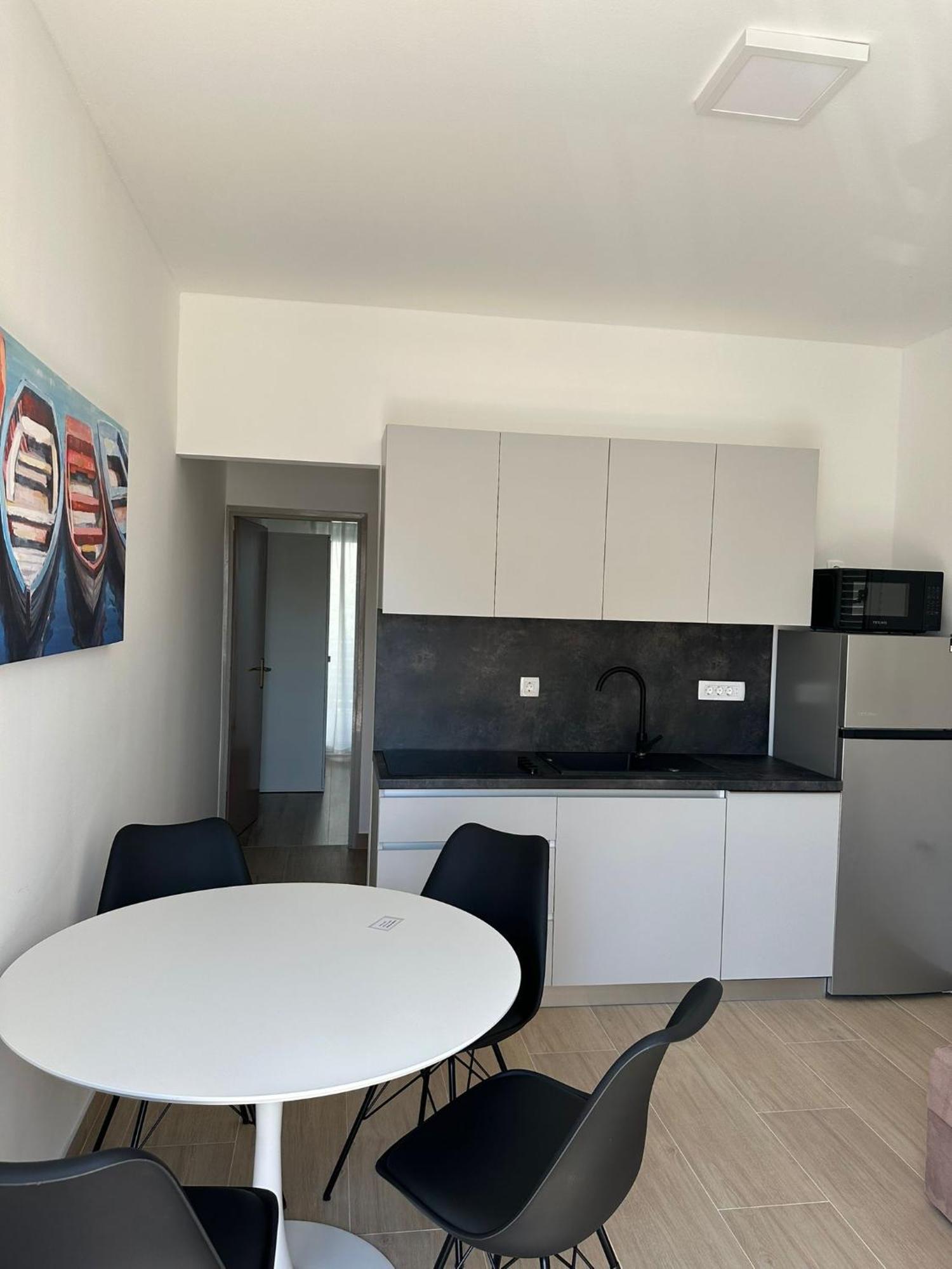 Apartments Beachwalk Heaven Milica Srima Exterior photo